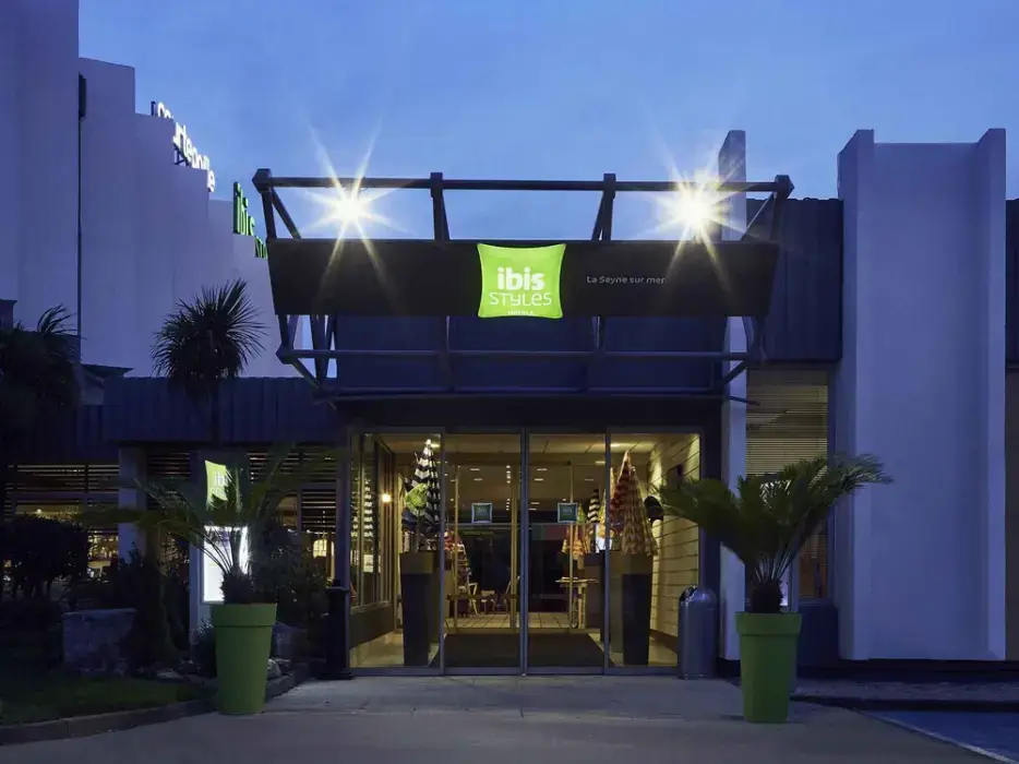 Ibis Styles Toulon La Seyne 11