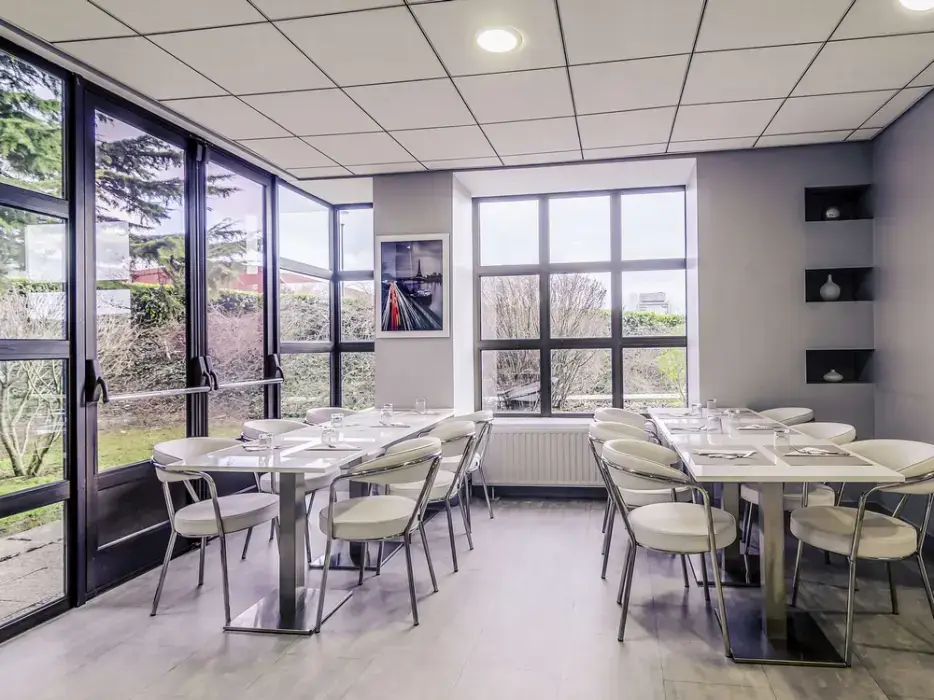 Mercure Cergy Pontoise Centre 4