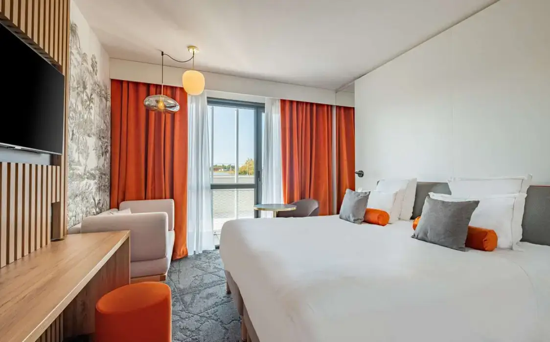 Golden Tulip Lyon Ouest Techlid 3