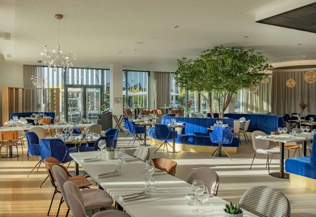 Golden Tulip Lyon Ouest Techlid 4