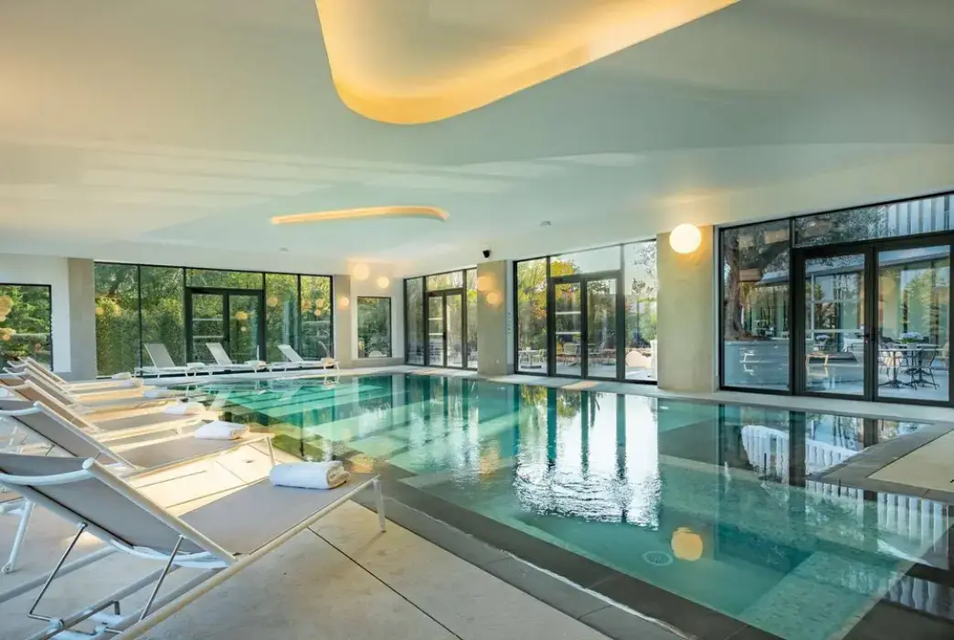 Golden Tulip Lyon Ouest Techlid 5