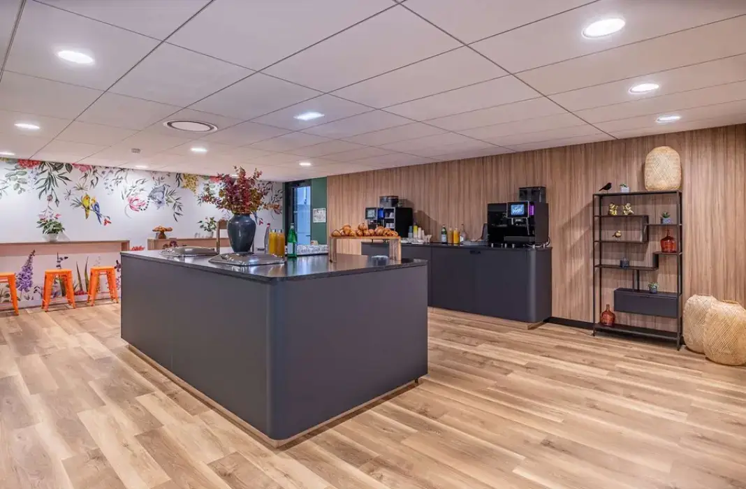 Golden Tulip Lyon Ouest Techlid 9