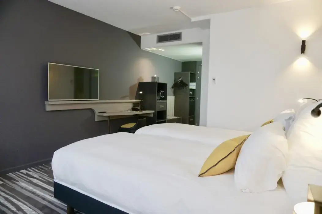 Golden Tulip Roissy Saint-Witz 5