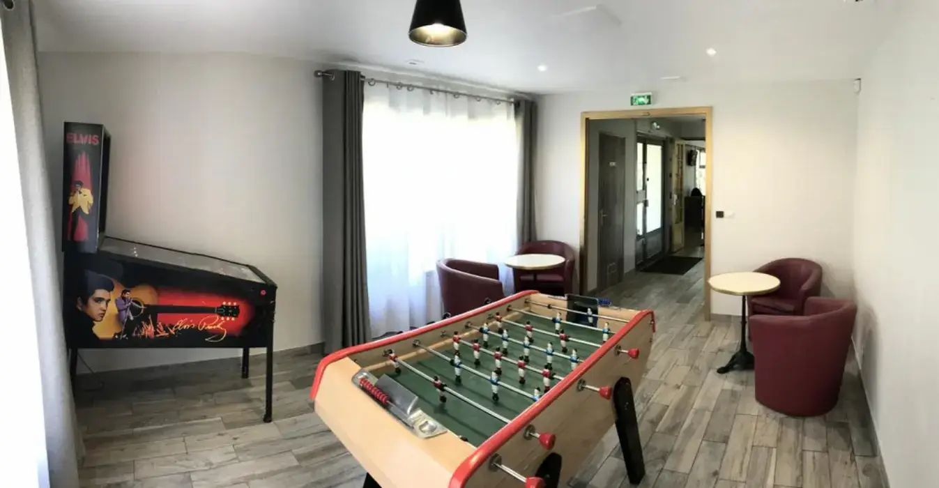 Kyriad Valenciennes Sud Rouvignies 8