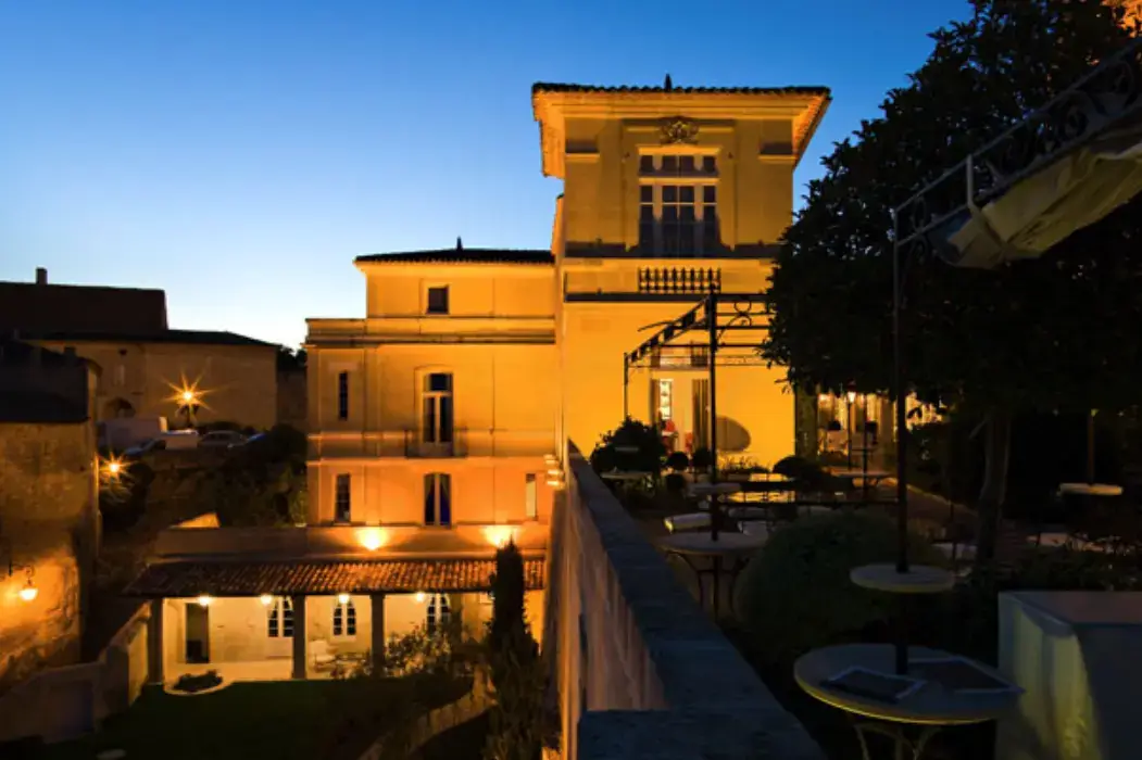Hôtel de Pavie 3