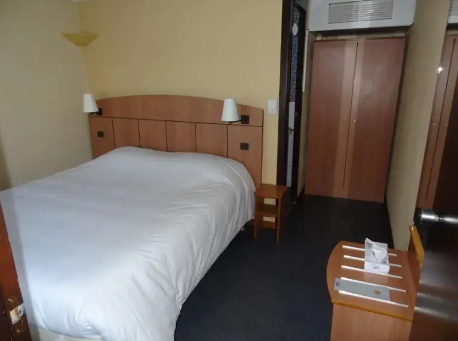 Kyriad Tarbes Odos 4