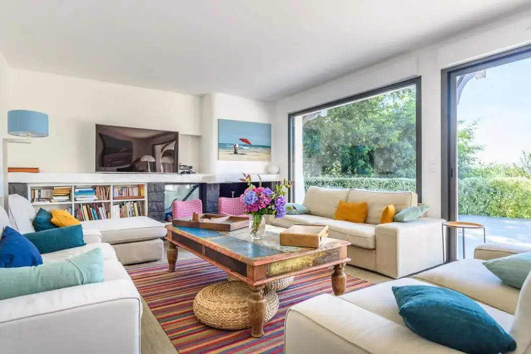 Maison Blanche Etxe Xuria Cote Basque