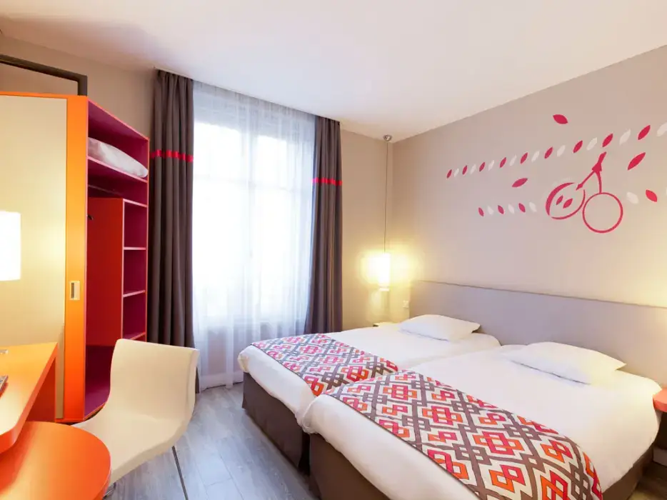 Ibis Styles Dijon Central 11