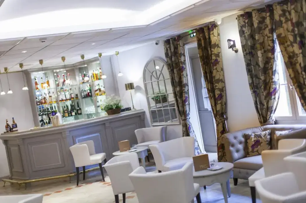 Hostellerie des Clos 11