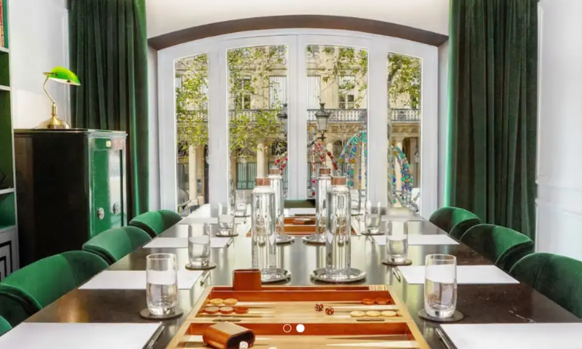 Hotel du Louvre 8