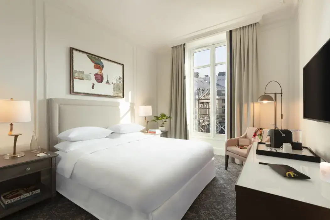 Hotel du Louvre 11