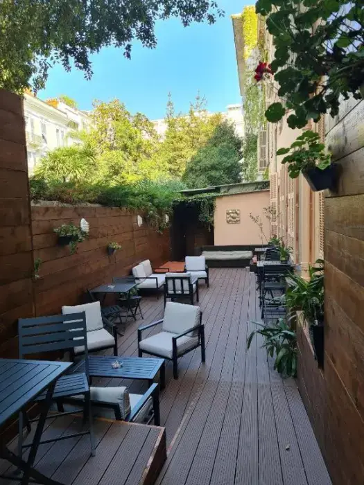 Hôtel Busby 5