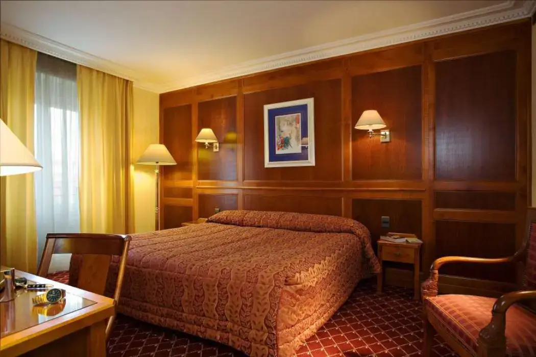 Hôtel Bristol 12