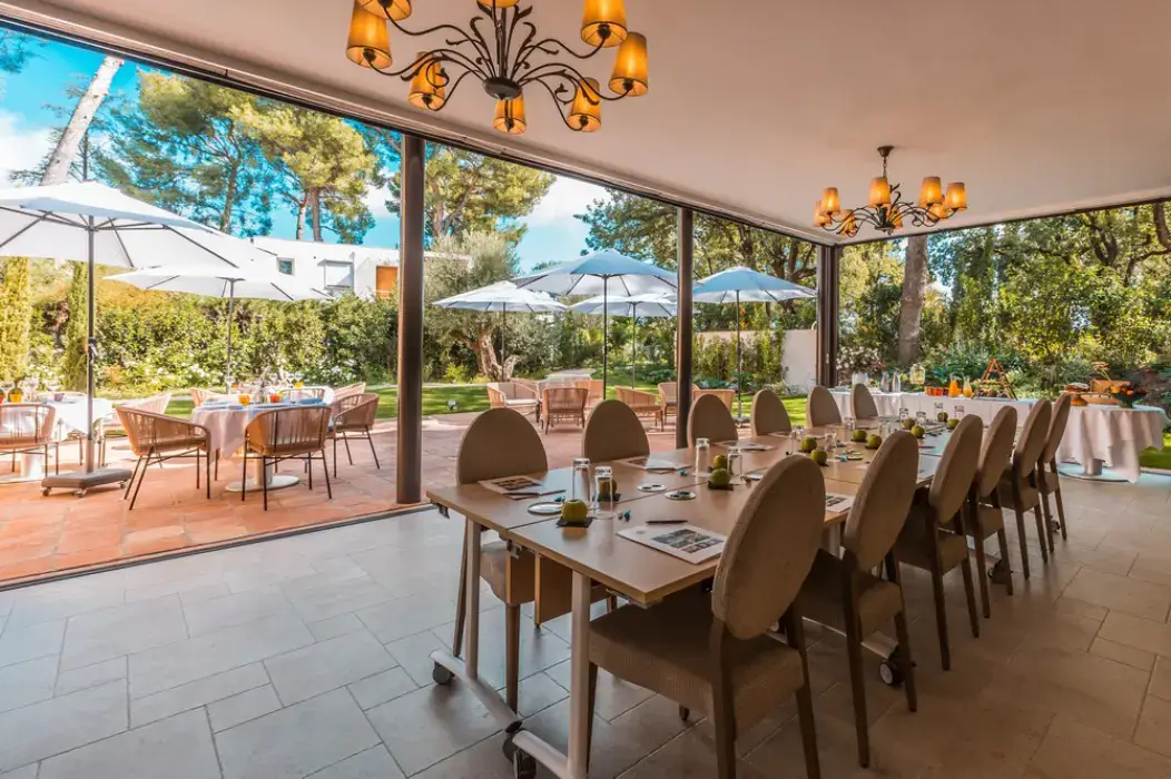 Hôtel Restaurant et Spa Cantemerle 3