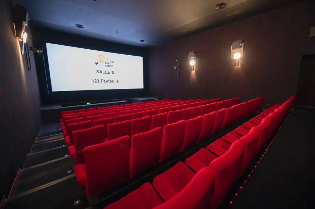Pathé Atlantis 6