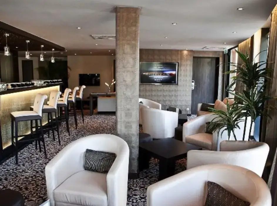 Le Colisée Hôtel et Spa 5