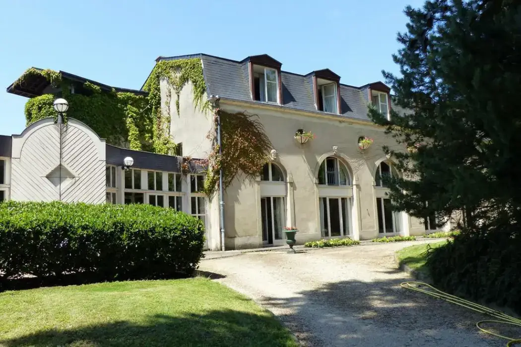 Chateau de Bazeilles 2