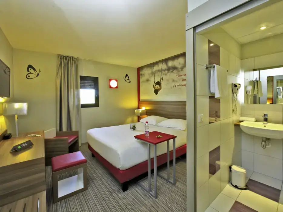 Ibis Styles Castres 8
