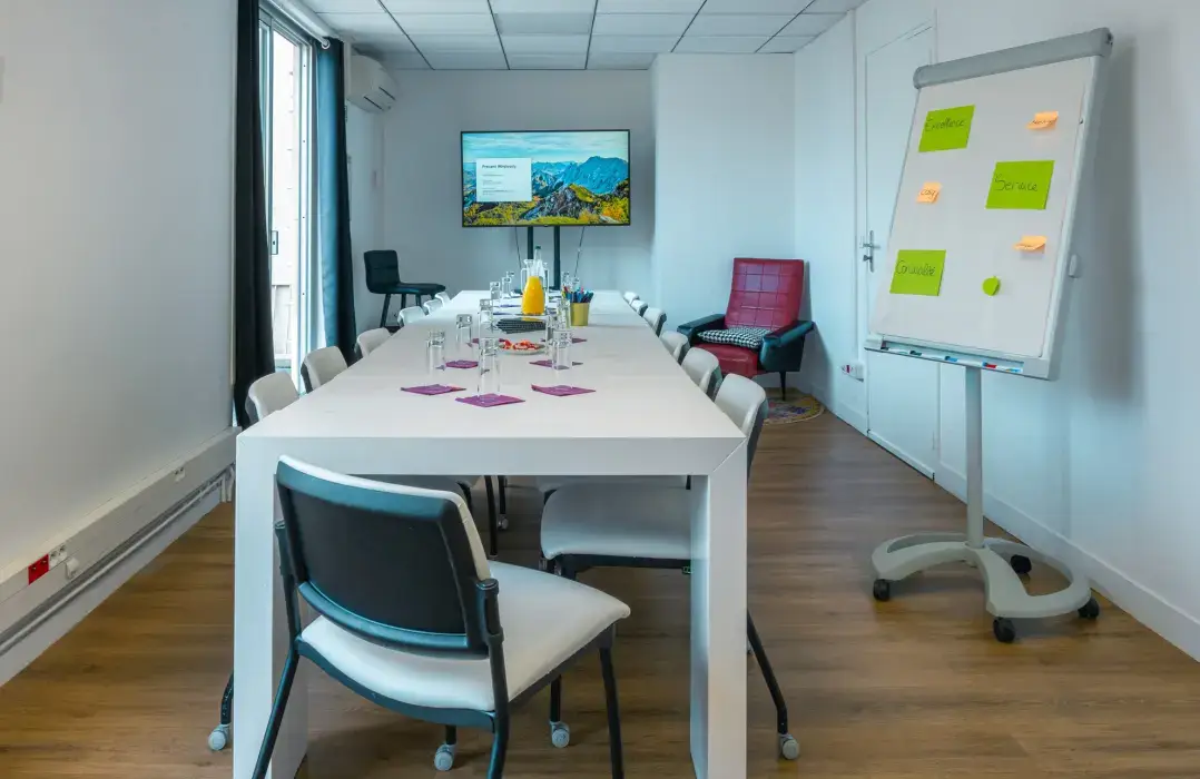 Cosy Meeting Center 9