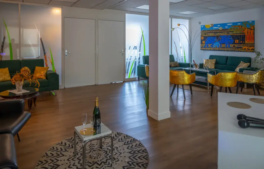 Cosy Meeting Center 14