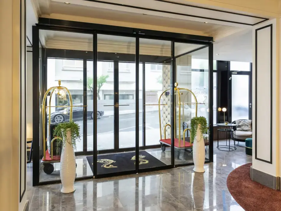 Mercure Biarritz Centre Plaza 8