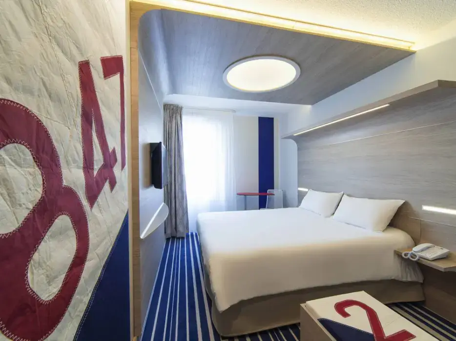 Ibis Styles La Rochelle Centre 5