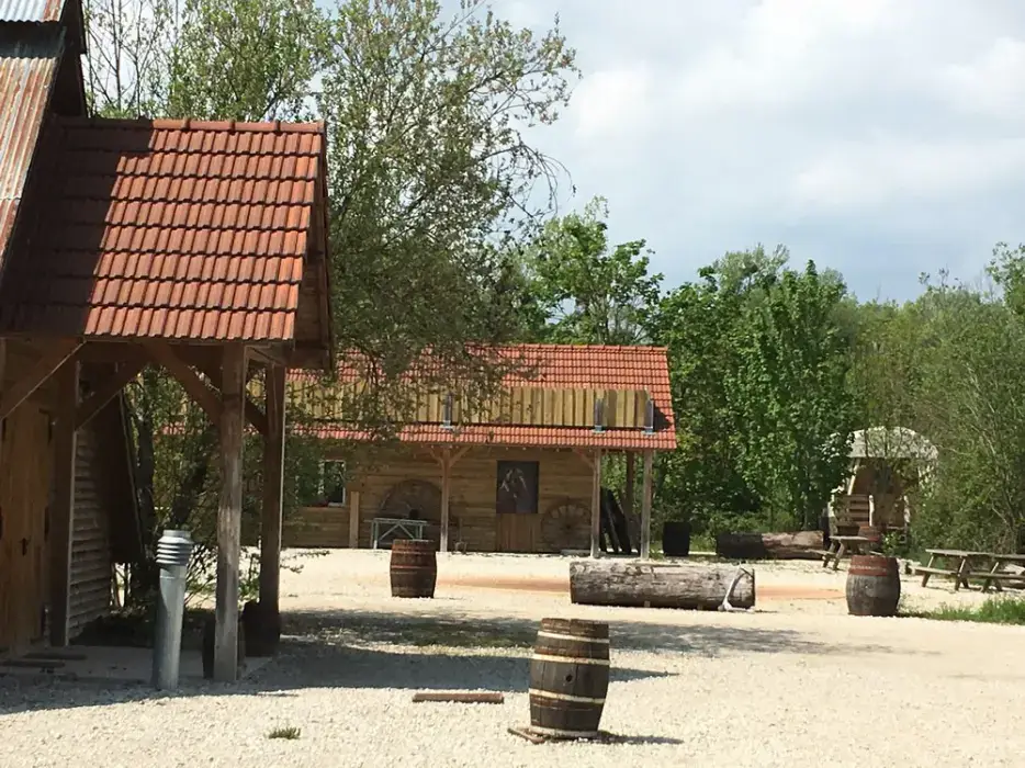 Western City 8