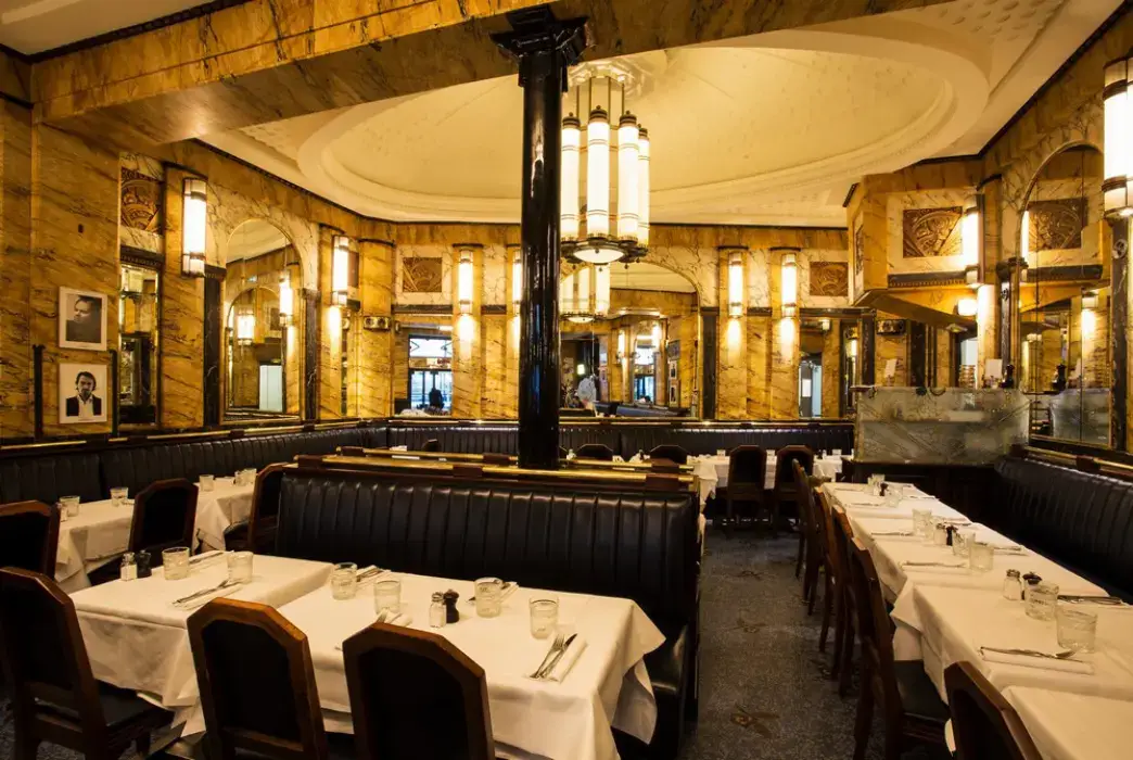 Brasserie Le Vaudeville 6