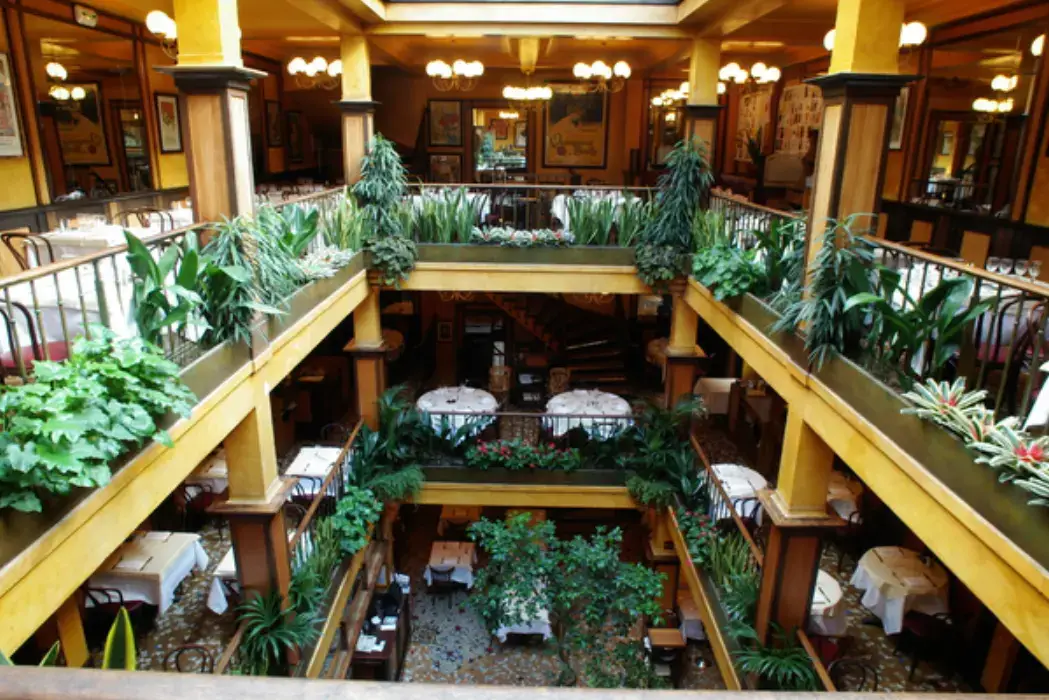 Café du Commerce 4