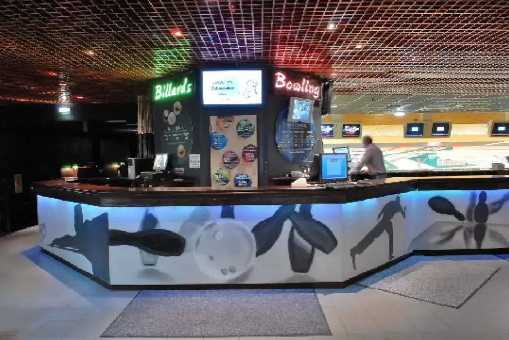 Bowling Van Gogh 2