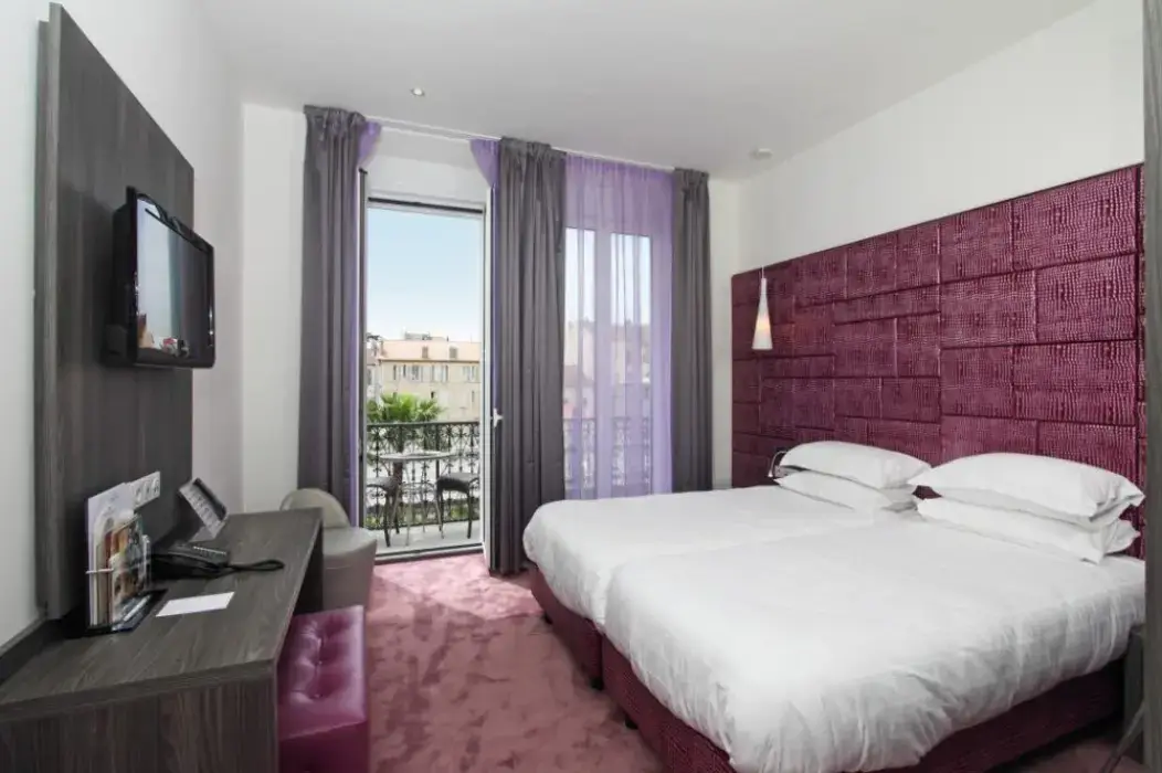 Golden Tulip Cannes Hôtel de Paris 3