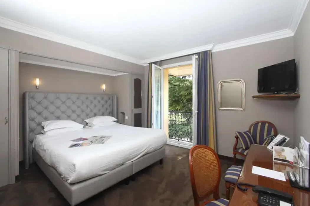 Golden Tulip Cannes Hôtel de Paris 8