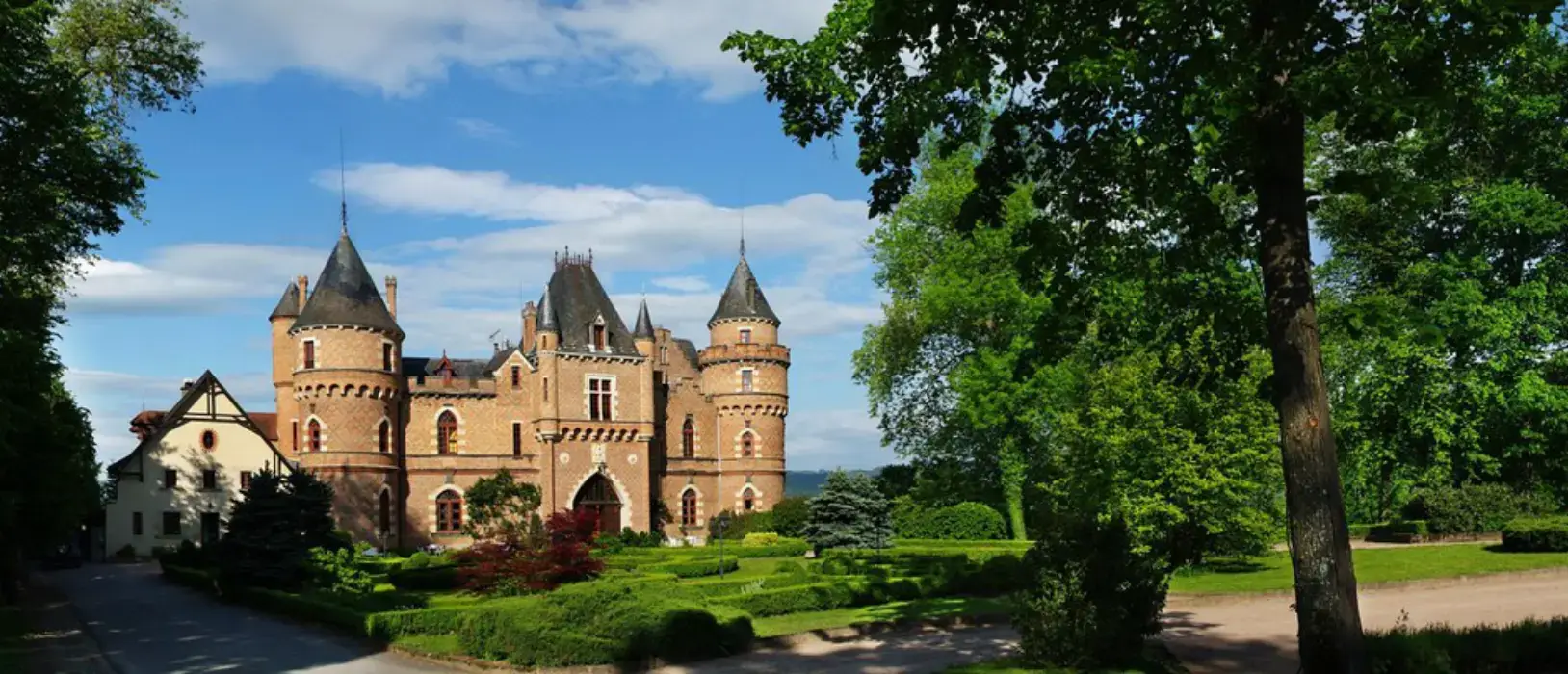 Château de Maulmont 13