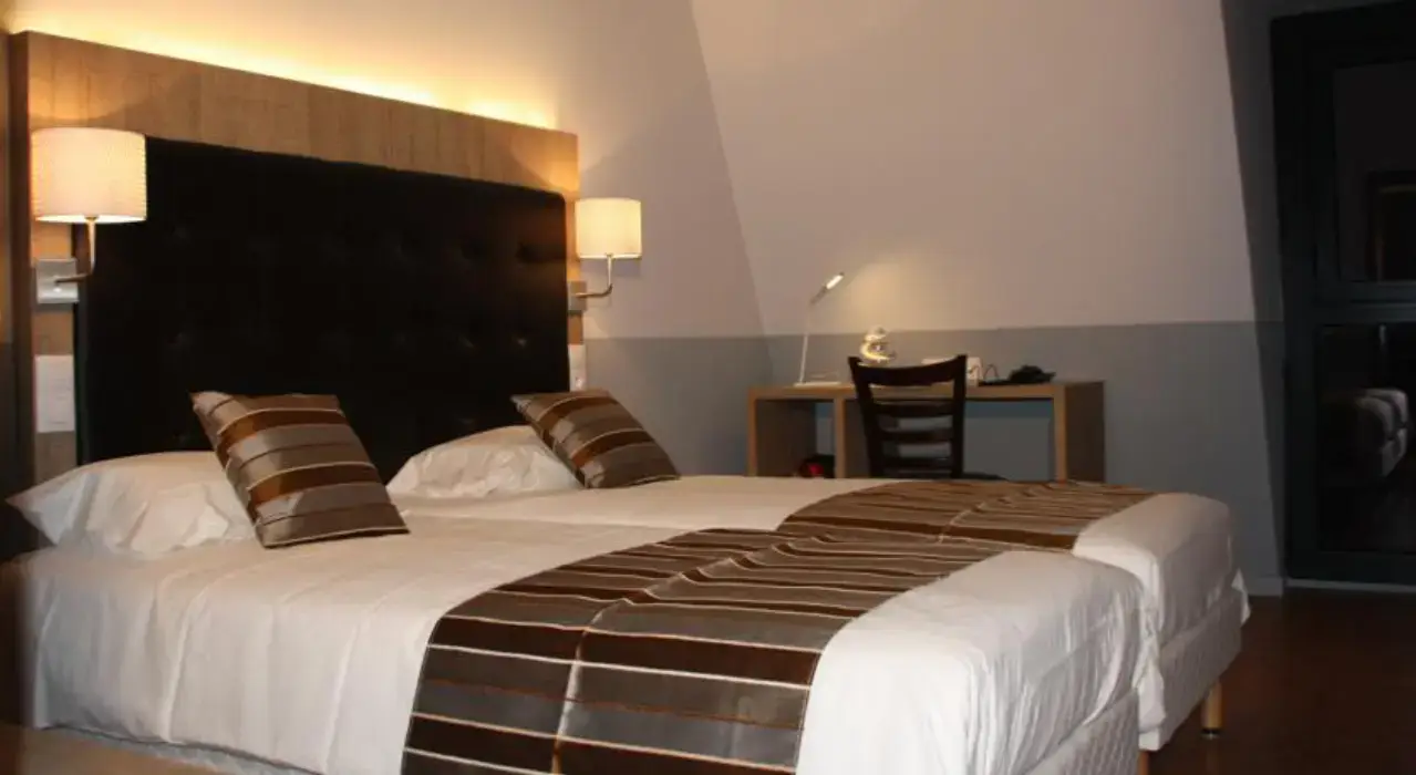 Kyriad Argenteuil 6