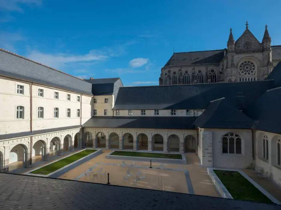Le Couvent des Jacobins, centre des congrès de Rennes Métropole 17
