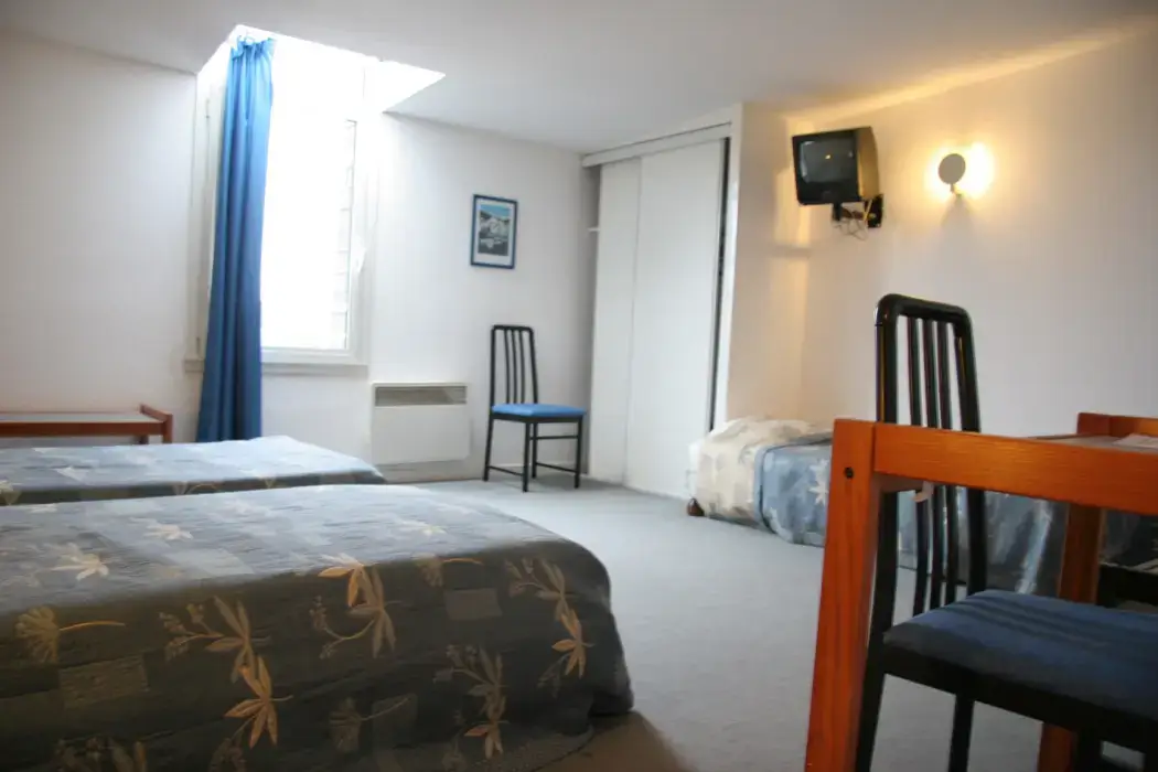 3B Hotel de Bordeaux 9