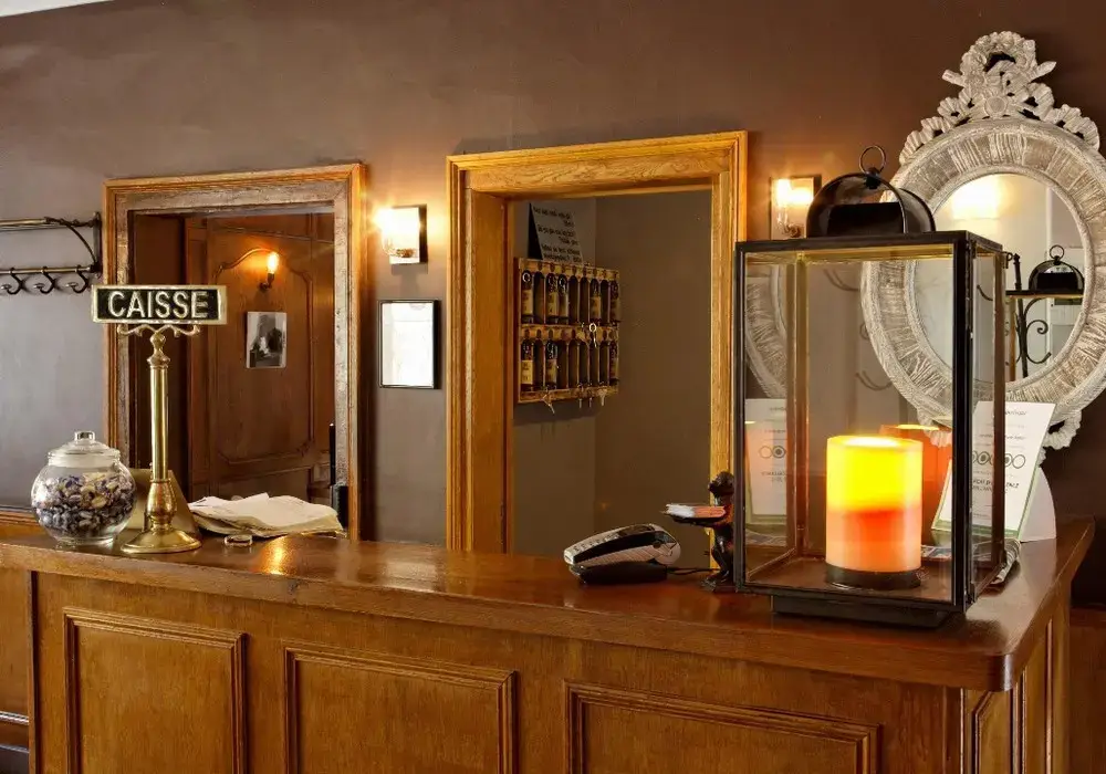 Hostellerie de la Porte Bellon 6