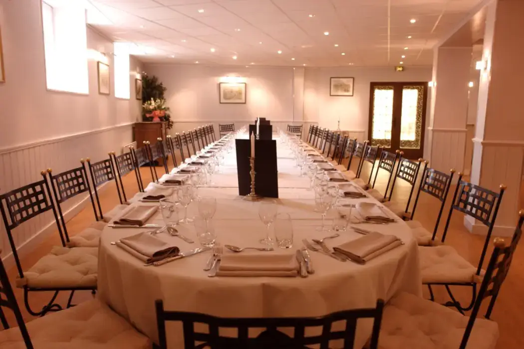 Hostellerie de la Porte Bellon 8