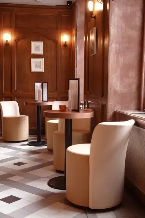 Hostellerie de la Porte Bellon 9