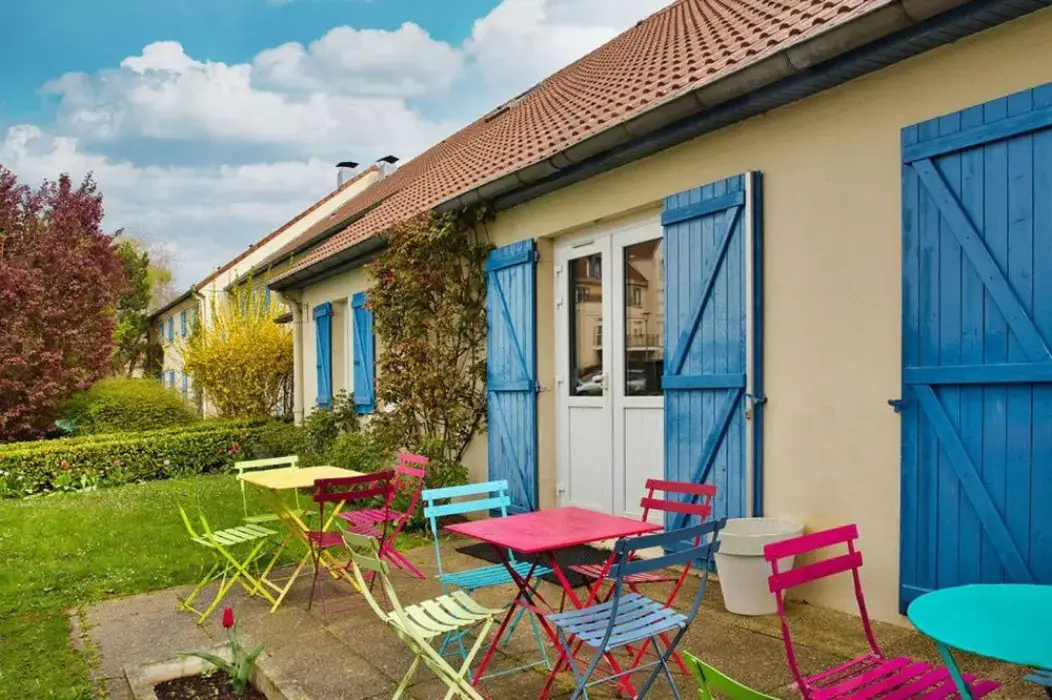 Sure Hotel by Best Western Plaisir 5