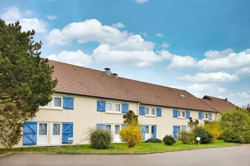 Sure Hotel by Best Western Plaisir 9