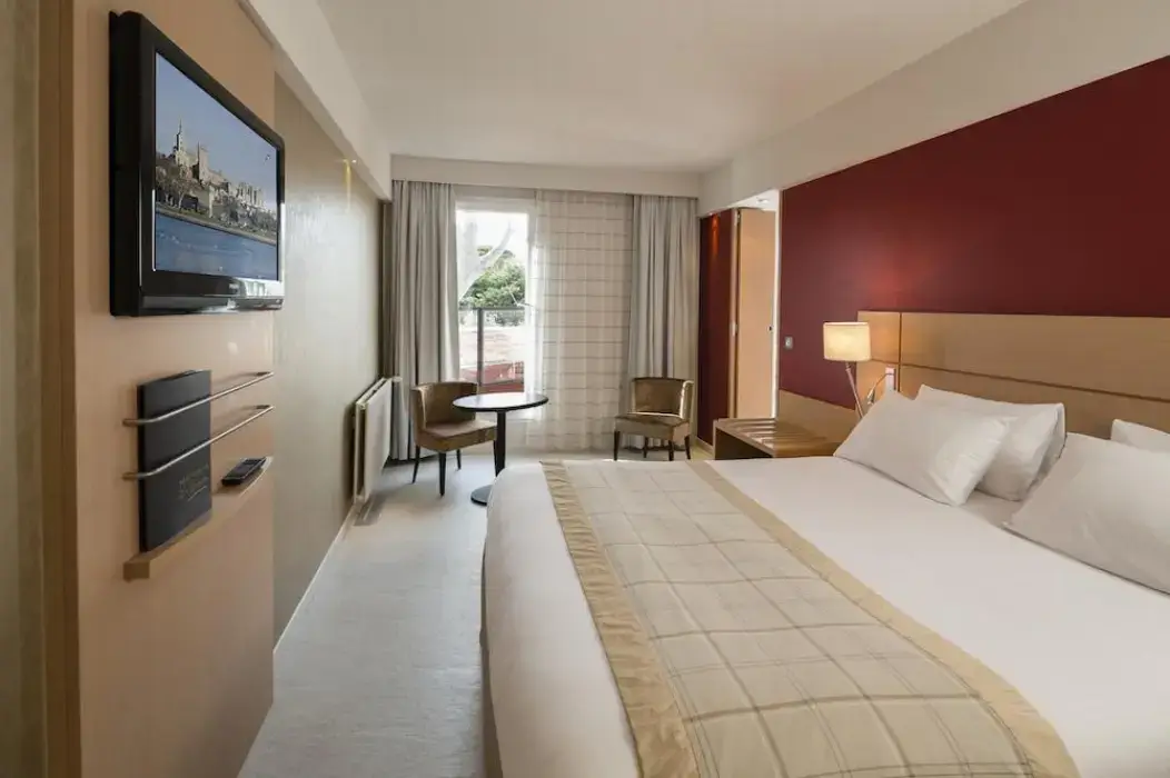 Best Western Plus Le Lavarin 3