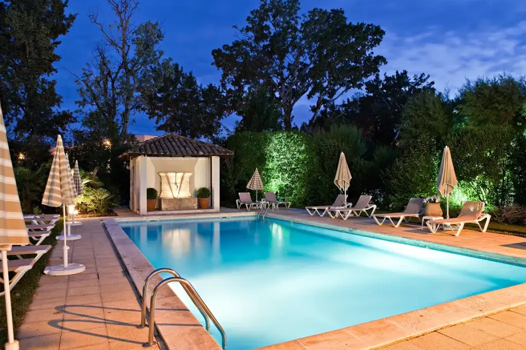 Best Western Plus Le Lavarin 9
