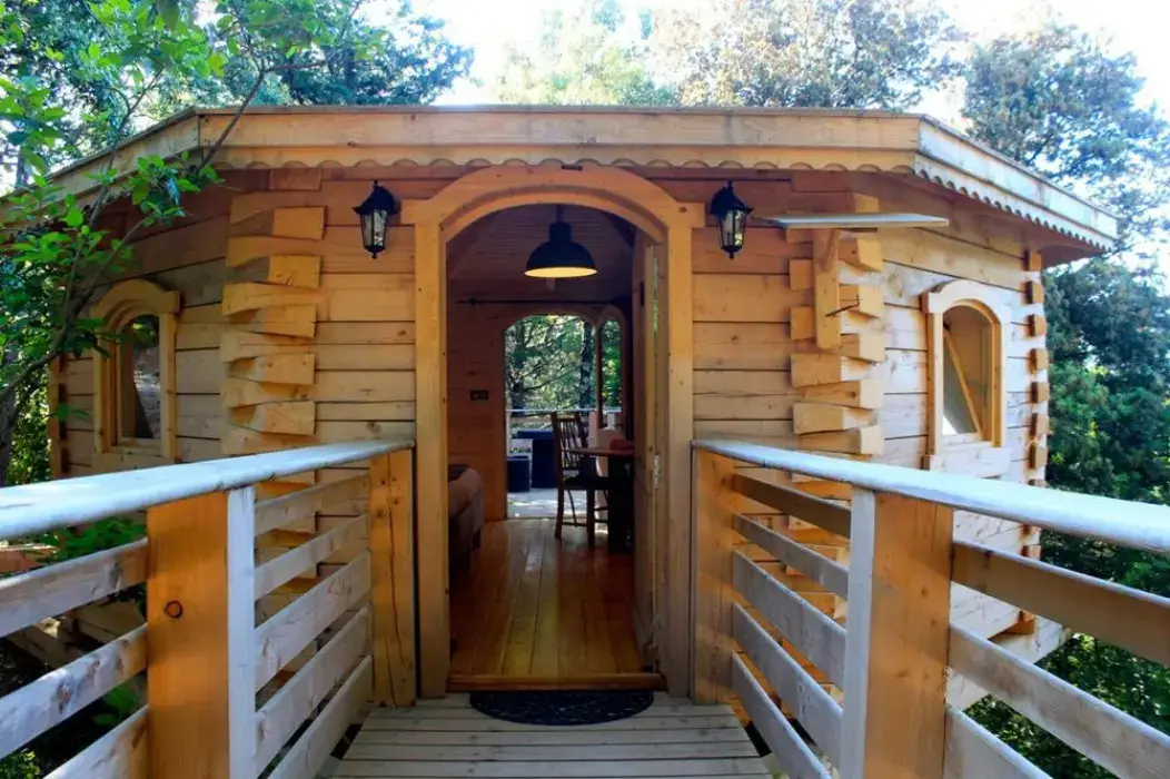 Hôtel les Cabanes dans les Bois 8