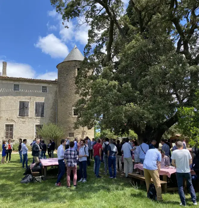 Hôtel les Cabanes dans les Bois 11
