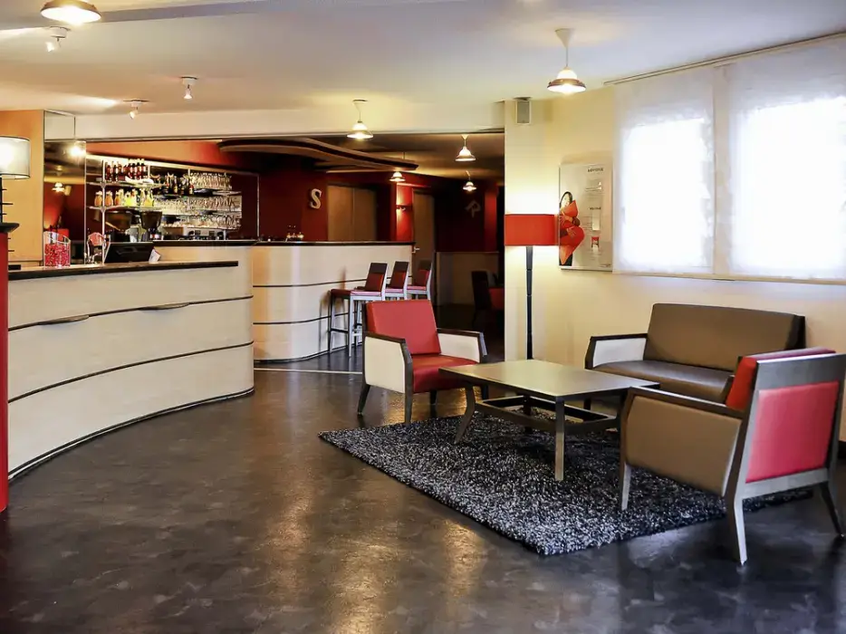 Ibis Hotel Autun 4