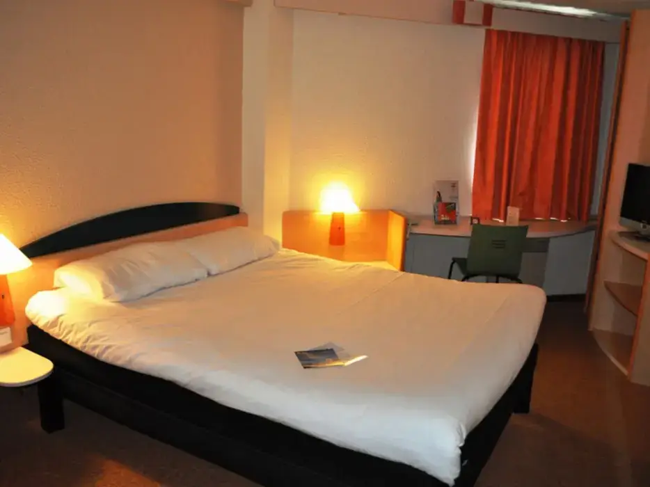 Ibis Hotel Autun 6