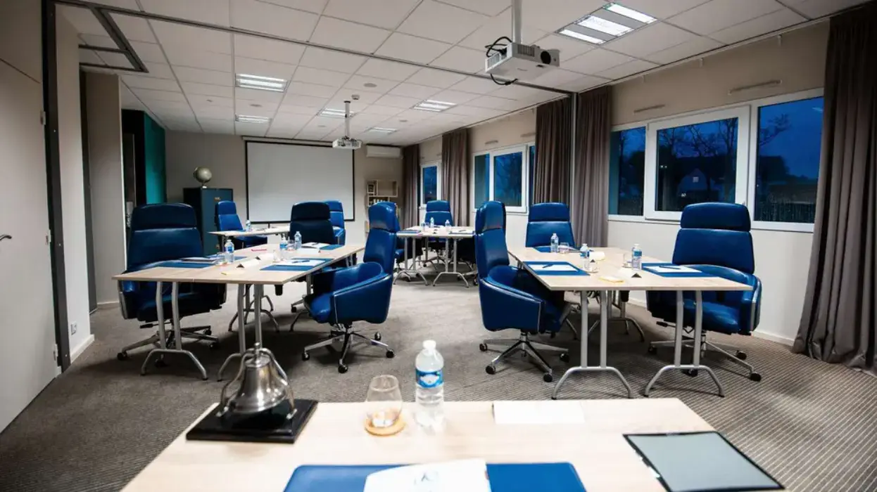 Kyriad Prestige Vannes Centre 2
