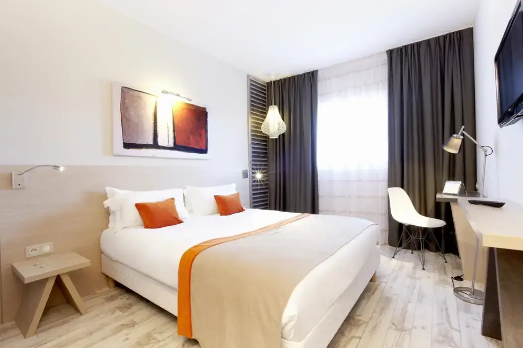 Kyriad Prestige Vannes Centre 9