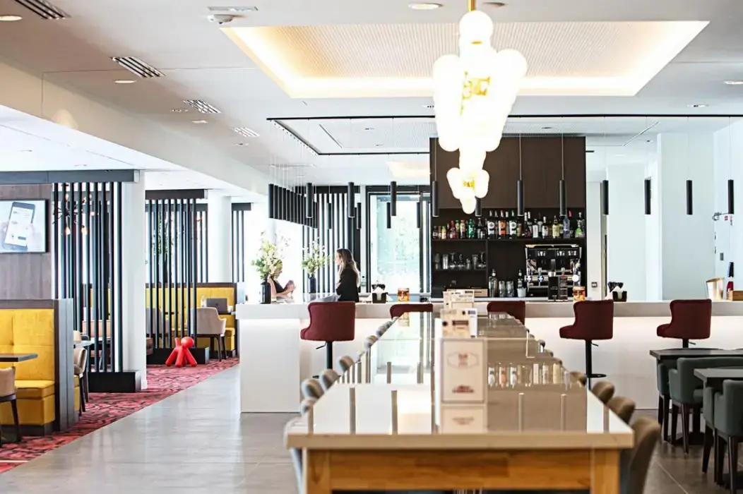 OSKO Hôtel Toulouse Aéroport 6